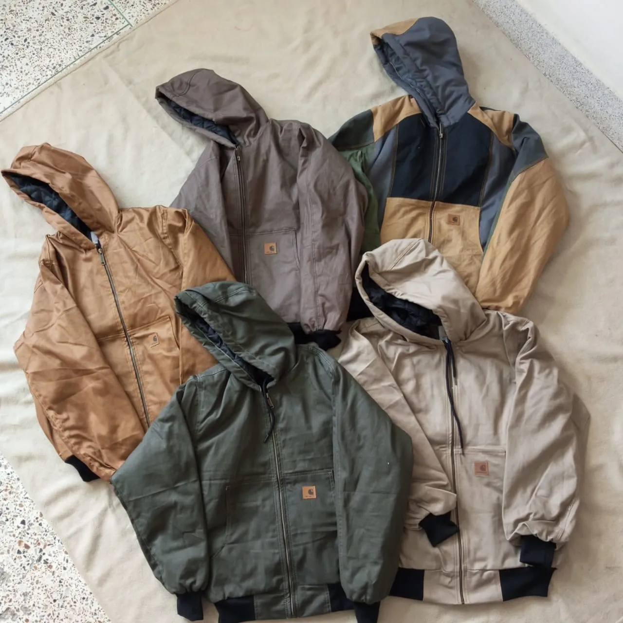 Carhartt rework style jackets 20 pcs