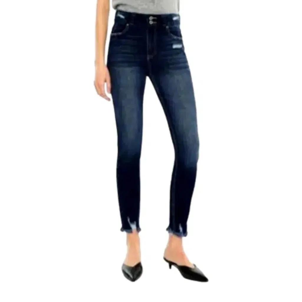 Dark-wash casual jeans
 for women