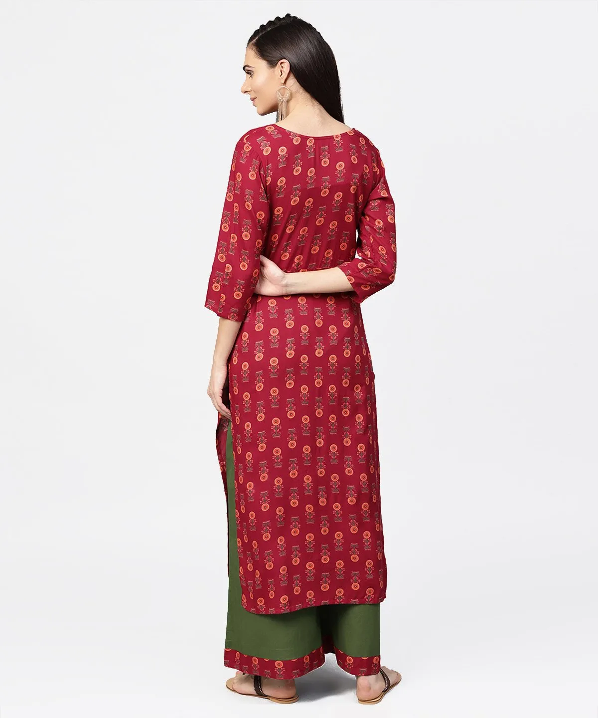 Maroon printed 3/4th sleeve cotton kurta with green ankle length palazzo