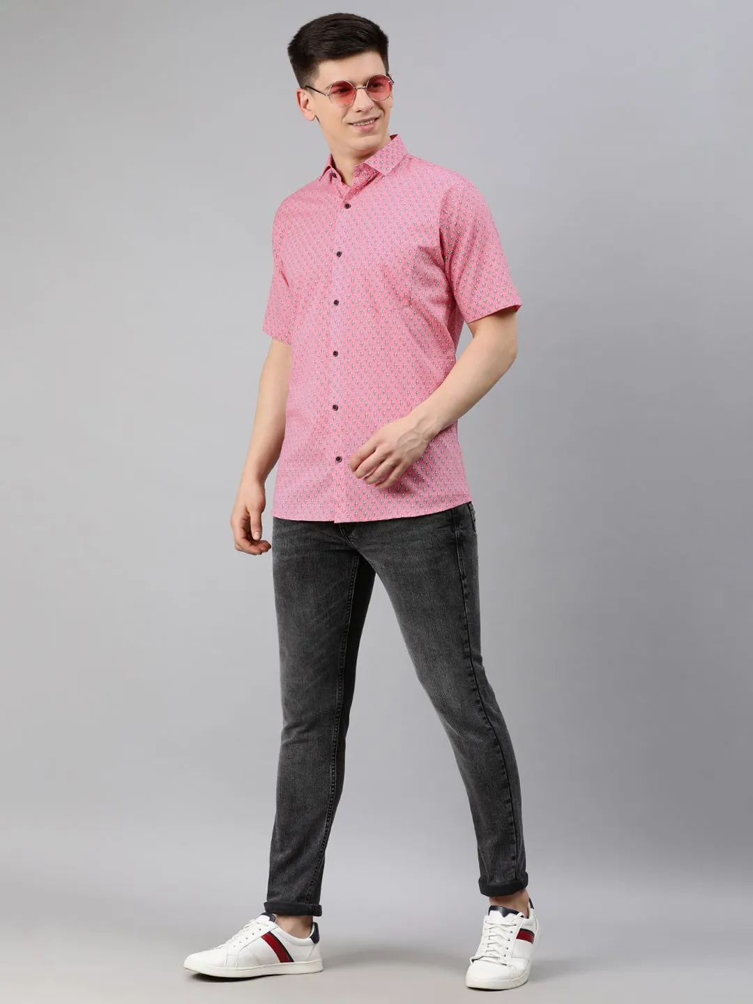 Men's Pink Cotton Short Sleeves Shirts For Men - Taantav