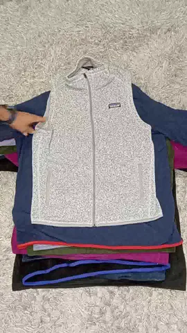 PATAGONIA FLEECE JACKETS - 21 PCS