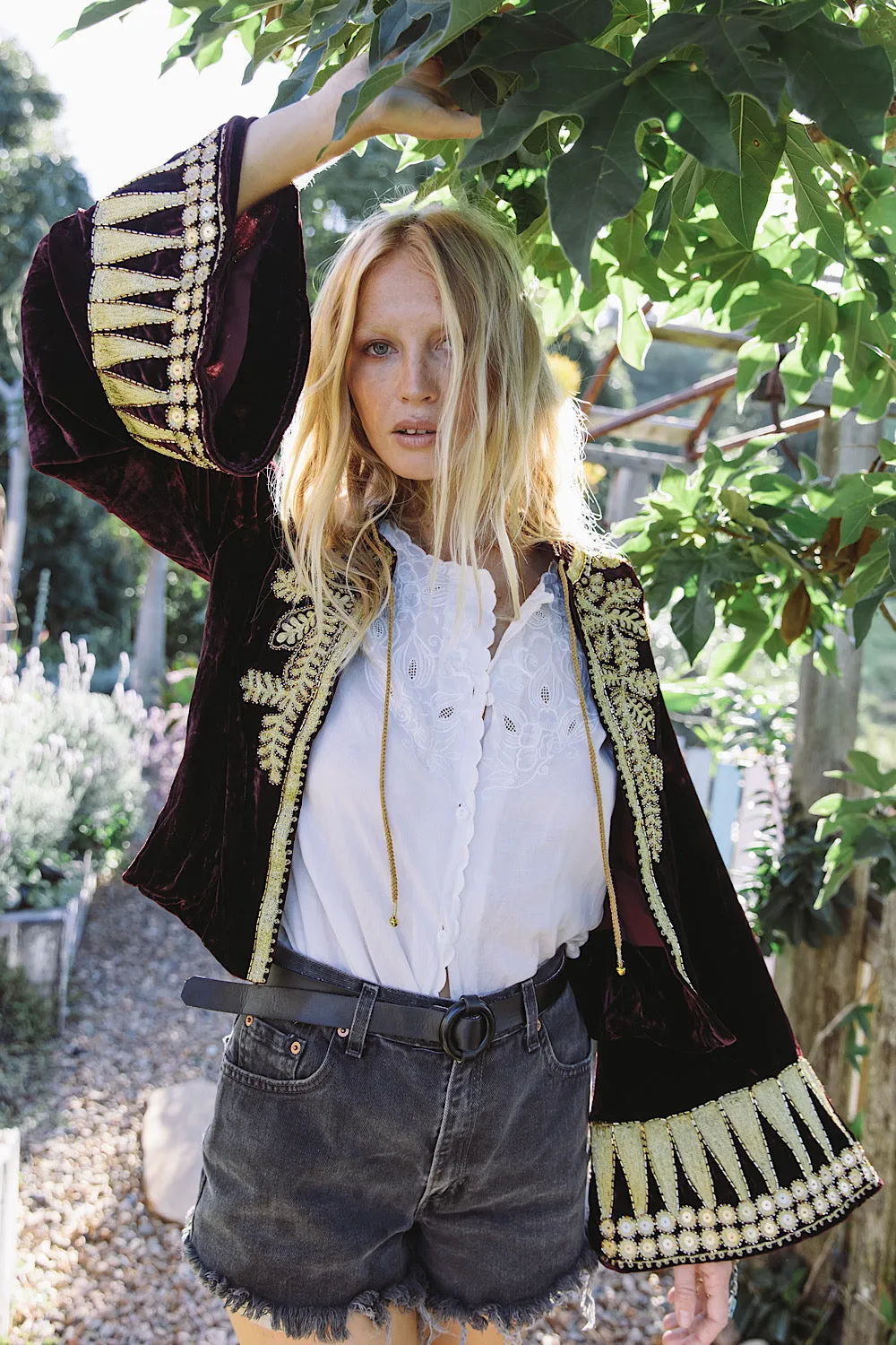 Queen Of Hearts Velvet Jacket - Garnet