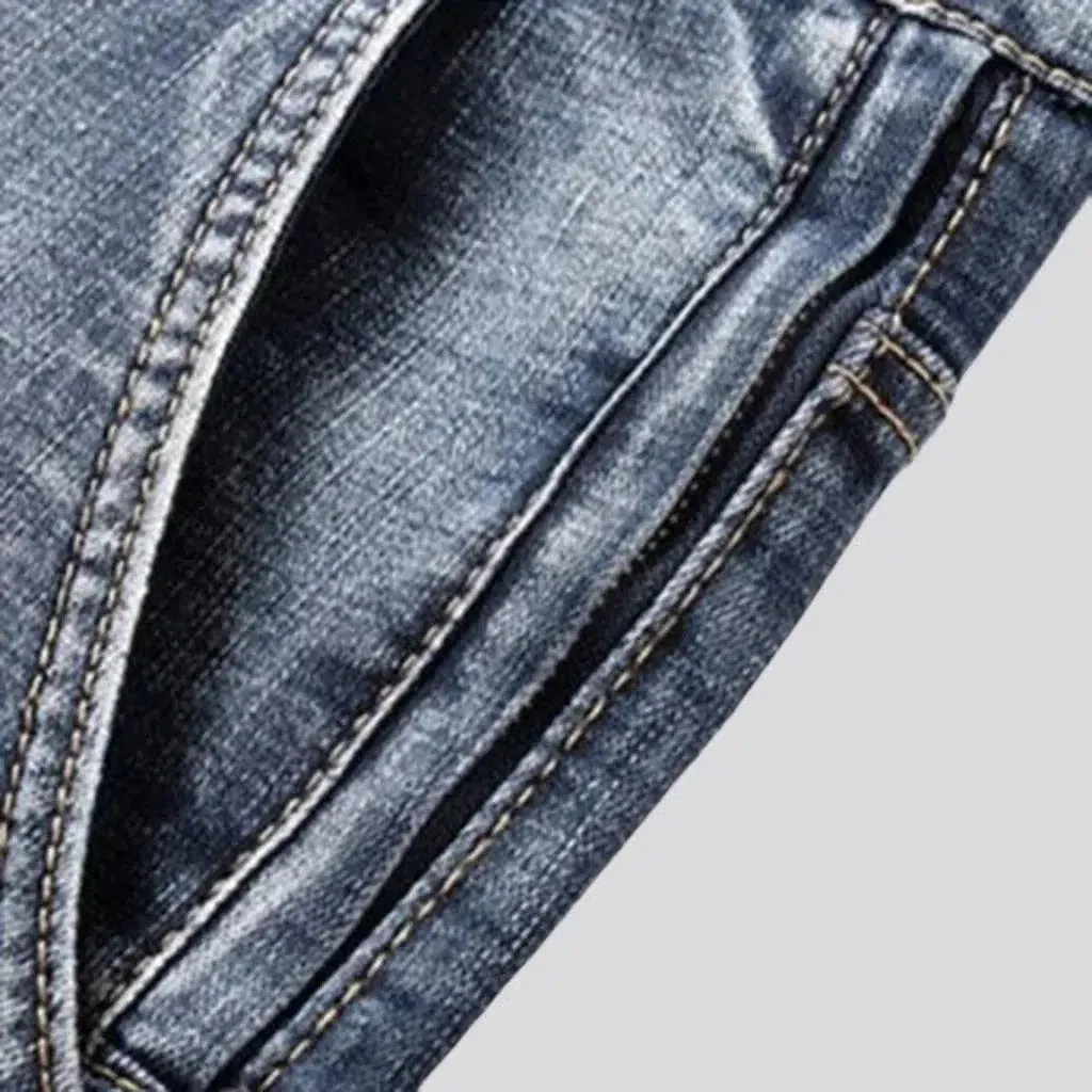 Tapered 90s jeans
 for men